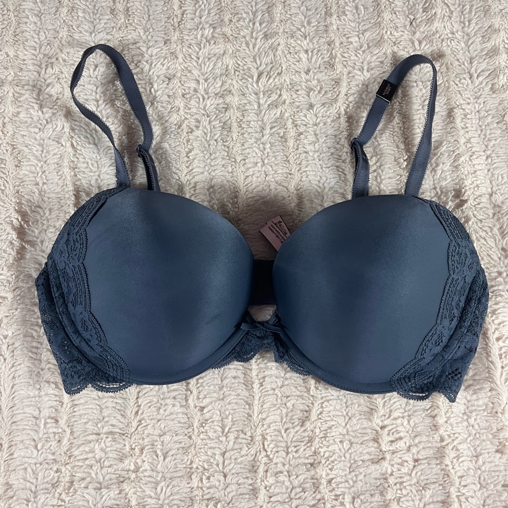 Victorias Secret Blue Lace PushUp Bra 36D NWT
